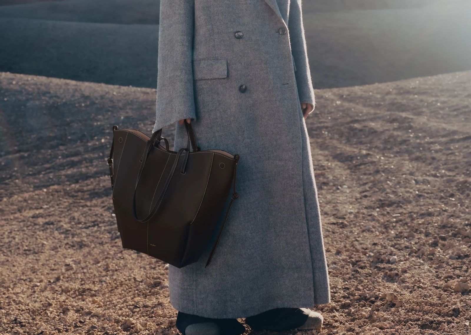 polene cyme tote edition textured ebony 2 1