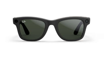 Ray-Ban Meta Wayfarer Gen 1 AI Smart Glasses Clear to Graphite Green Transitions Lens Matte Black