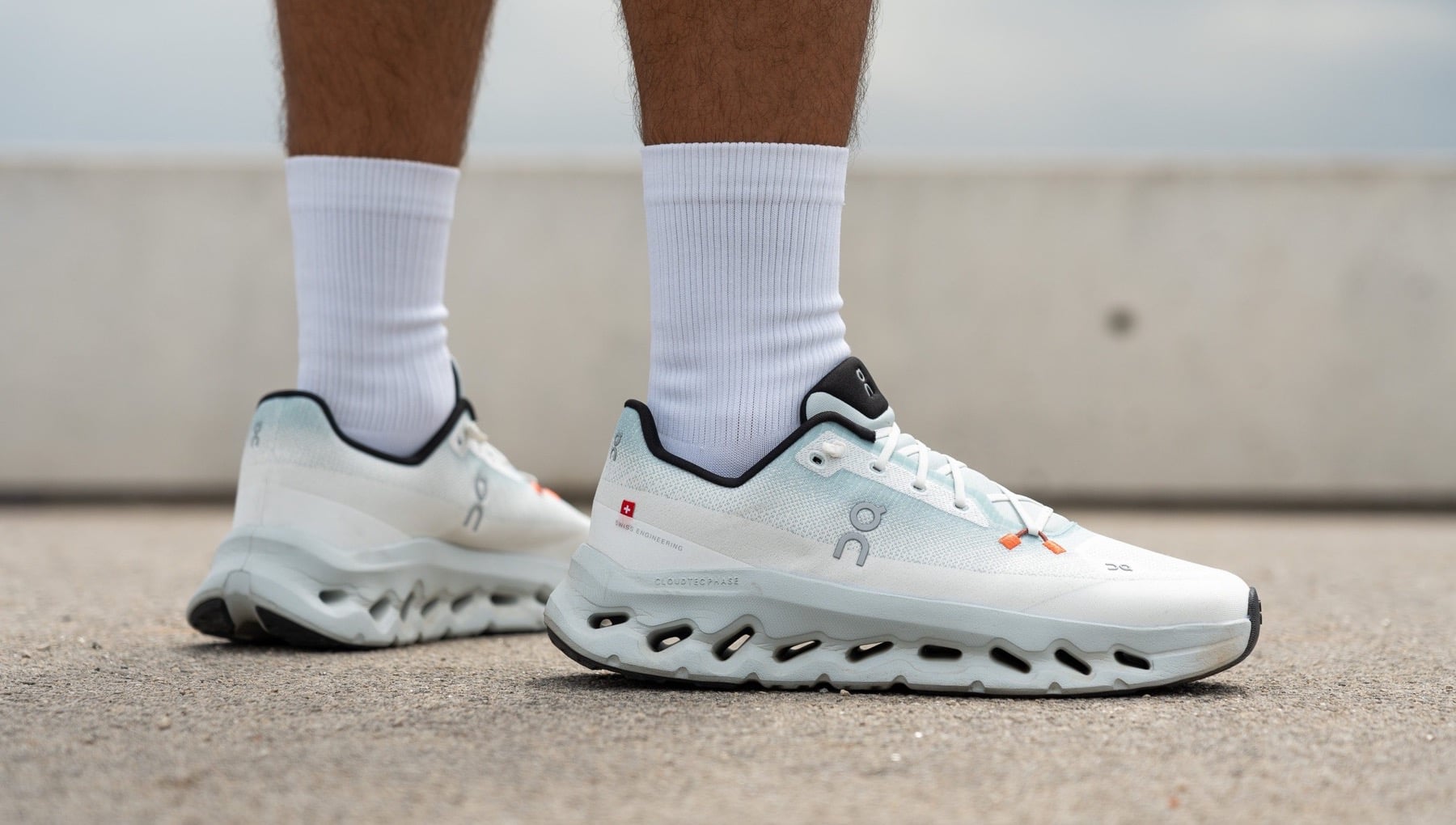 On Cloudtilt lifestyle koşu ayakkabısı Sneaker Baker