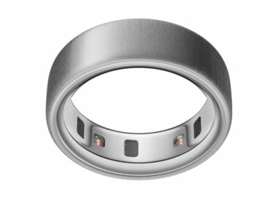 oura ring 4 brushed silver 1 1