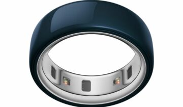Oura Ring 4 Ceramic Midnight
