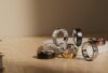Oura Ring 4 ve Whoop 5.0 karşılaştırma Sneaker Baker