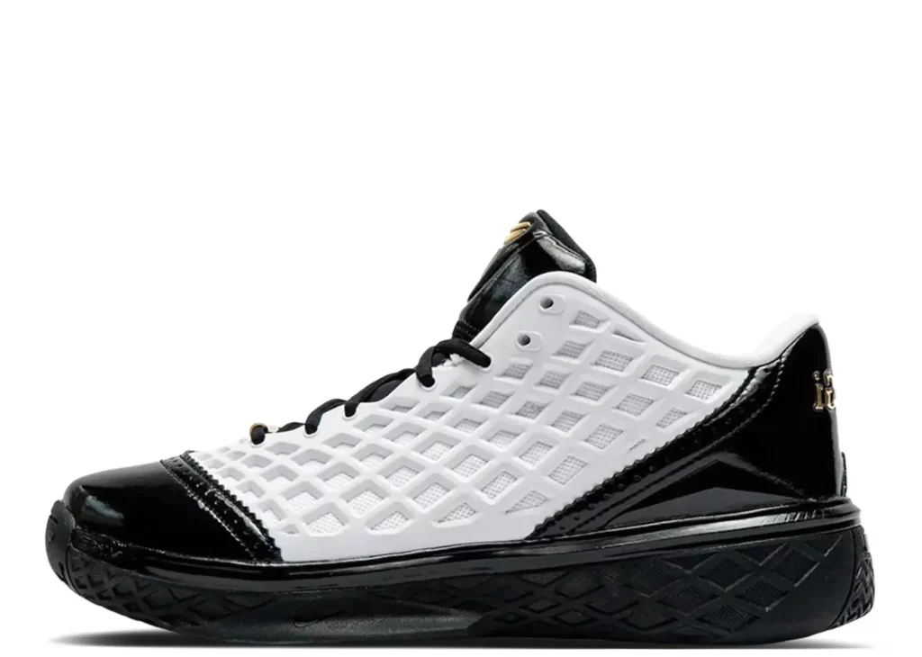 Nike Kobe 3 Low Protro White Black Metallic Gold - IQ3916-100
