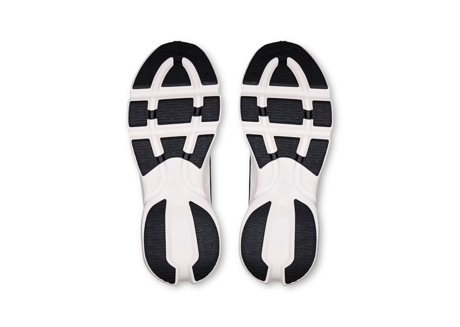on running cloudsolo loewe black eggshell 3 1