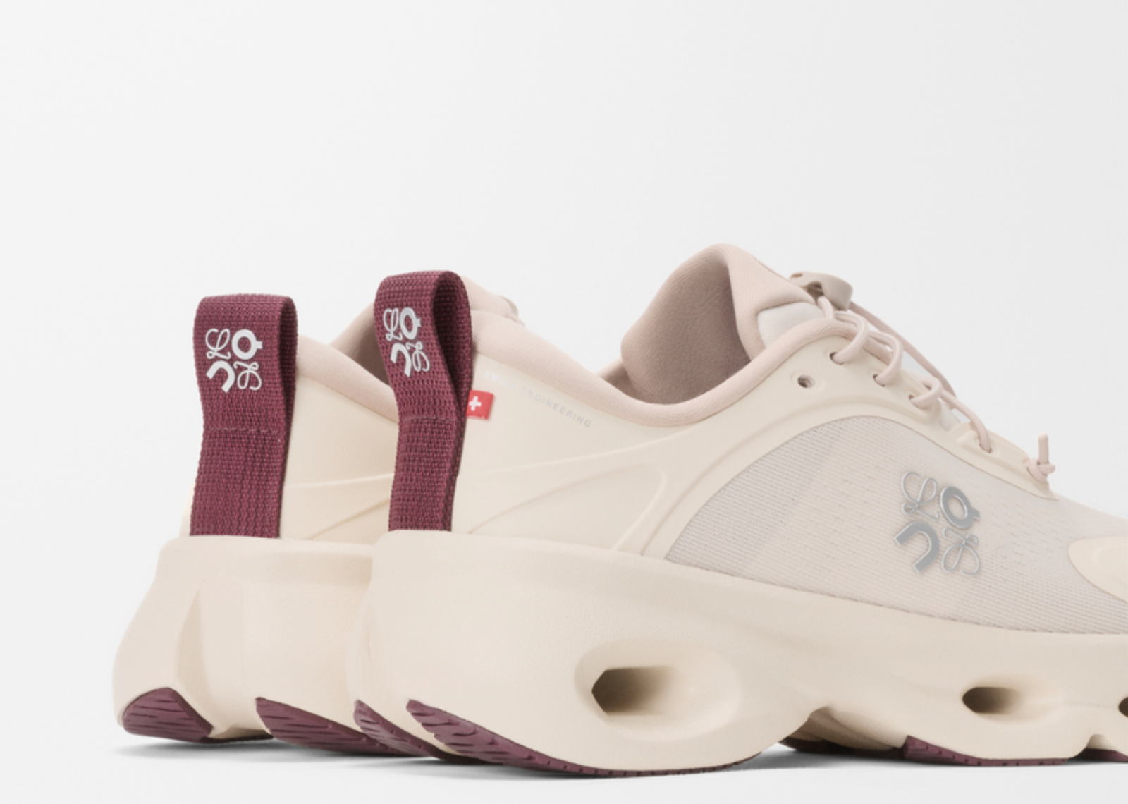 on running cloudsolo loewe sand burgundy w 3 1