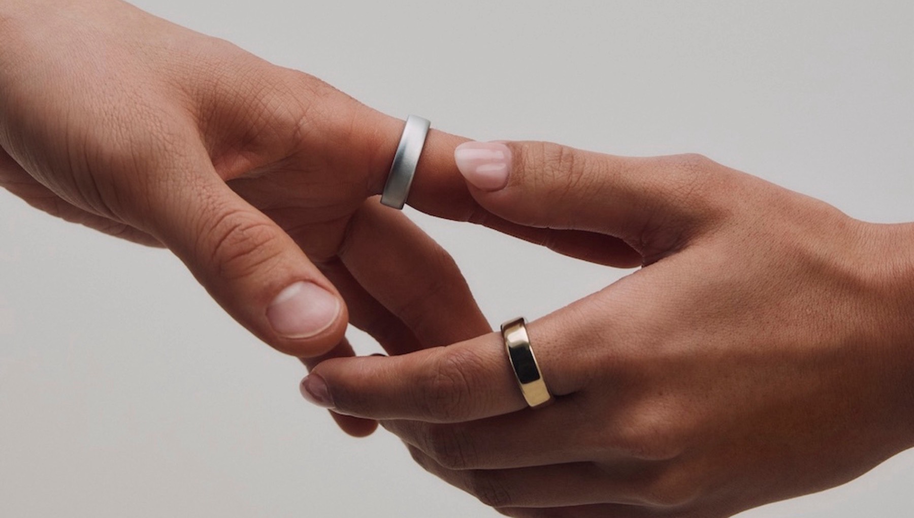 Oura Ring 5 Sneaker Baker