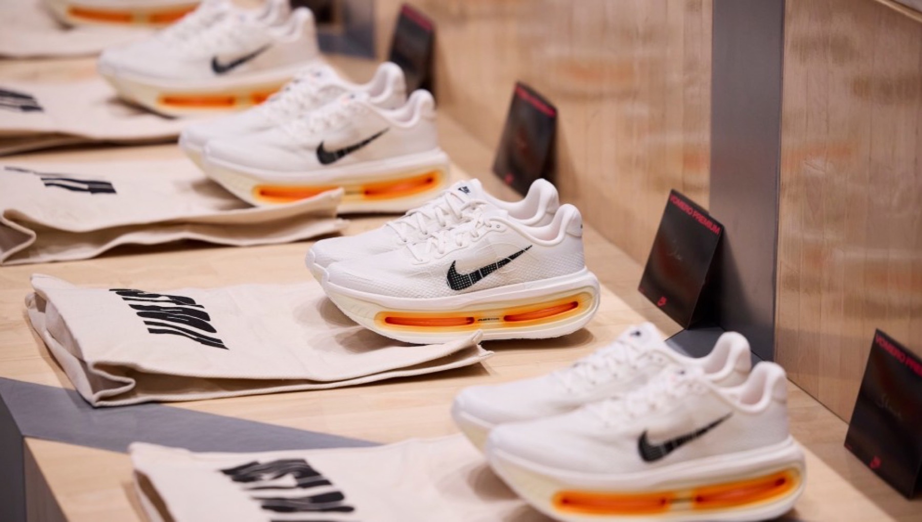 Nike Vomero Premium Sneaker Baker