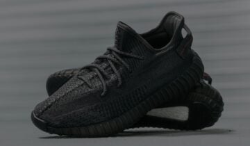 Yeezy 350 V2 Beden ve Kalıp Rehberi 2026: Hangi Numara?