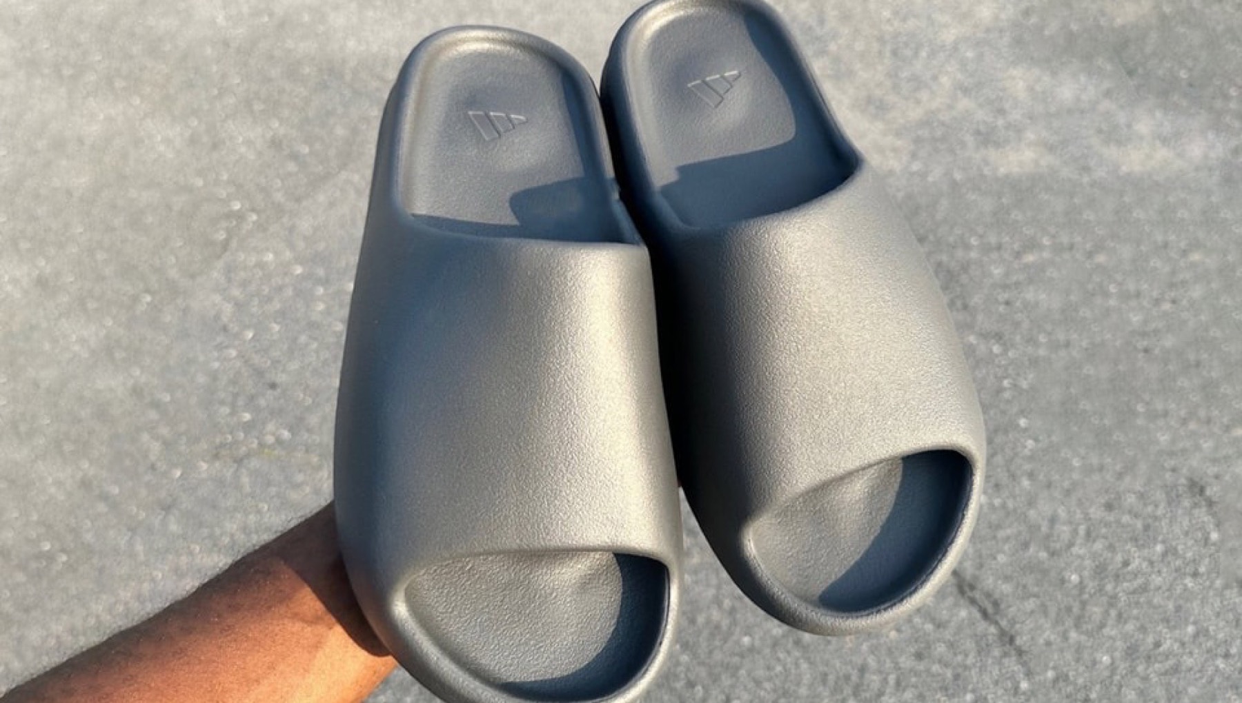 Orijinal Yeezy Slide sahte ayırt etme Sneaker Baker