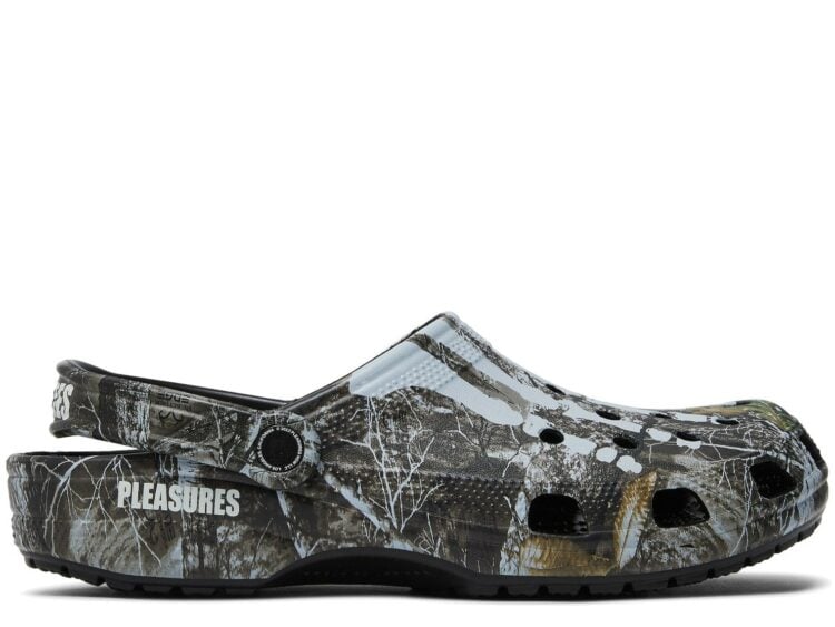 Crocs Classic Clog Pleasures Realtree Skeleton Edge Camo