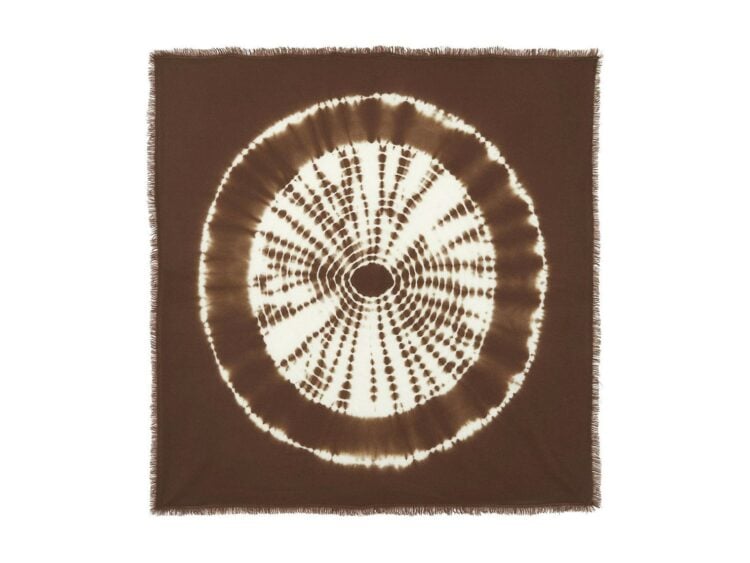 Kujten Large Bandana Hachiko Circle Spicy Brown