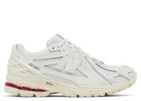 New Balance 1906R Sea Salt Red