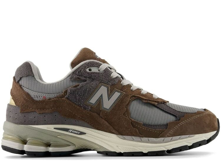 New Balance 2002R Protection Pack Cortado Raincloud