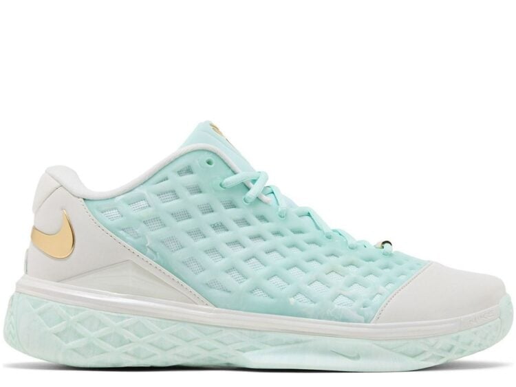 Nike Kobe 3 Low Protro CHBL