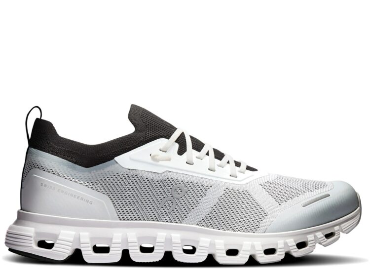 On Running Cloud 6 Versa White Black (W)