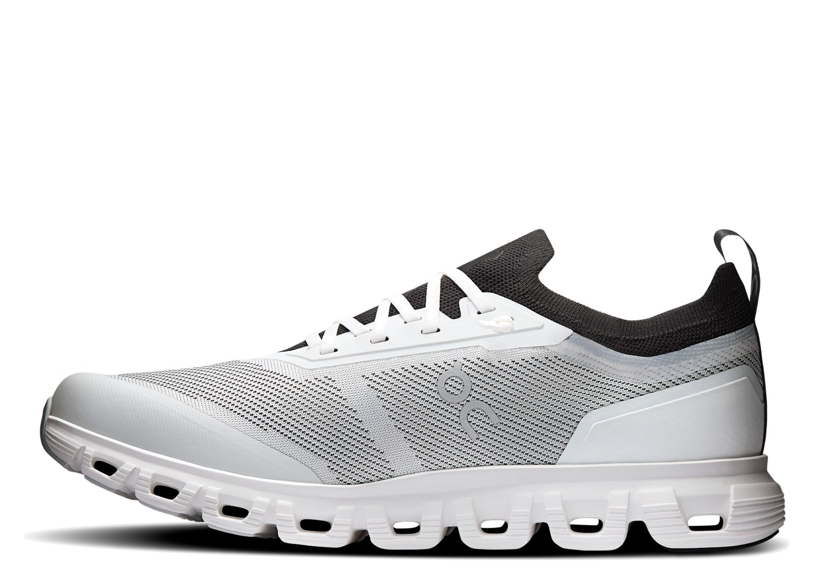 On Running Cloud 6 Versa White Black - görsel 2