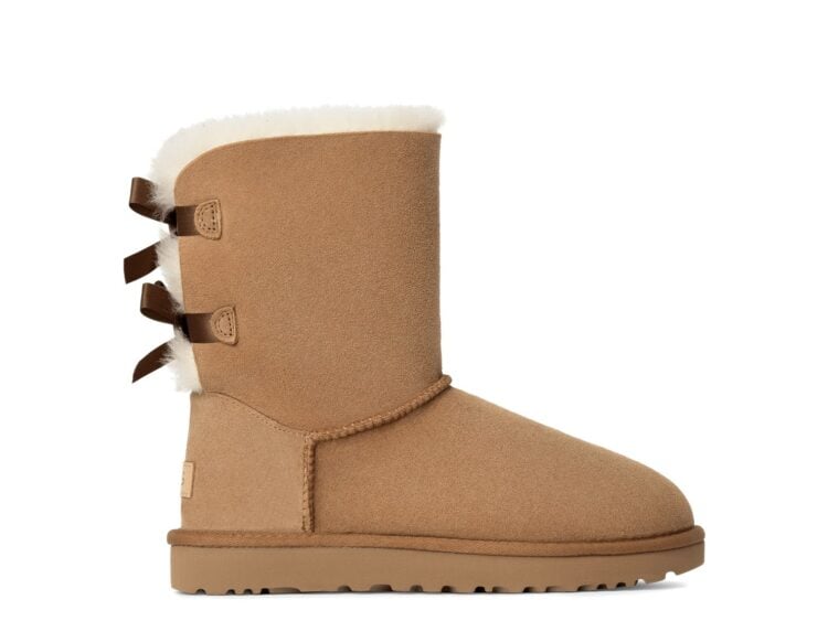 UGG Bailey Bow II Boot Chestnut (W)