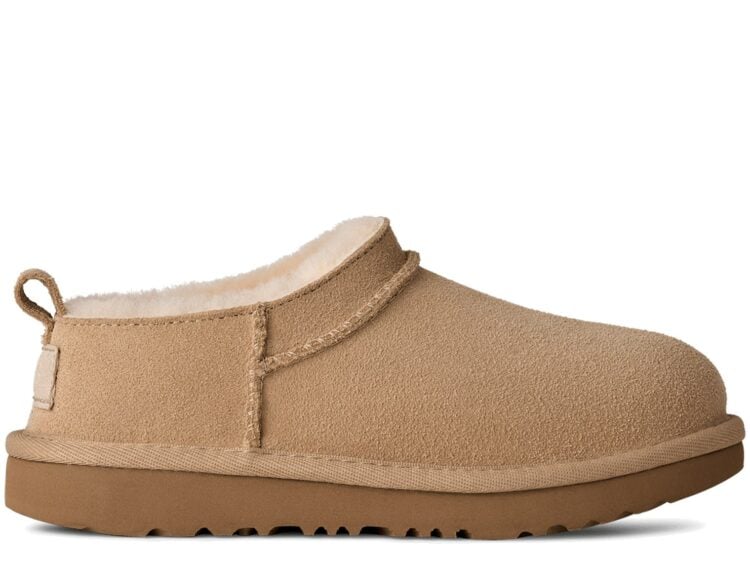 UGG Classic Micro Sand (GS)