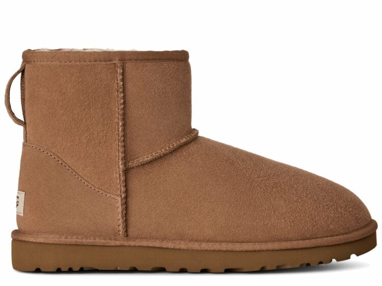 UGG Classic Mini Boot Chestnut (M)