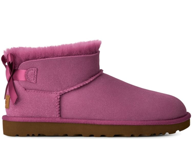 UGG Ultra Mini Bailey Bow Boot Dark Winterberry (W)