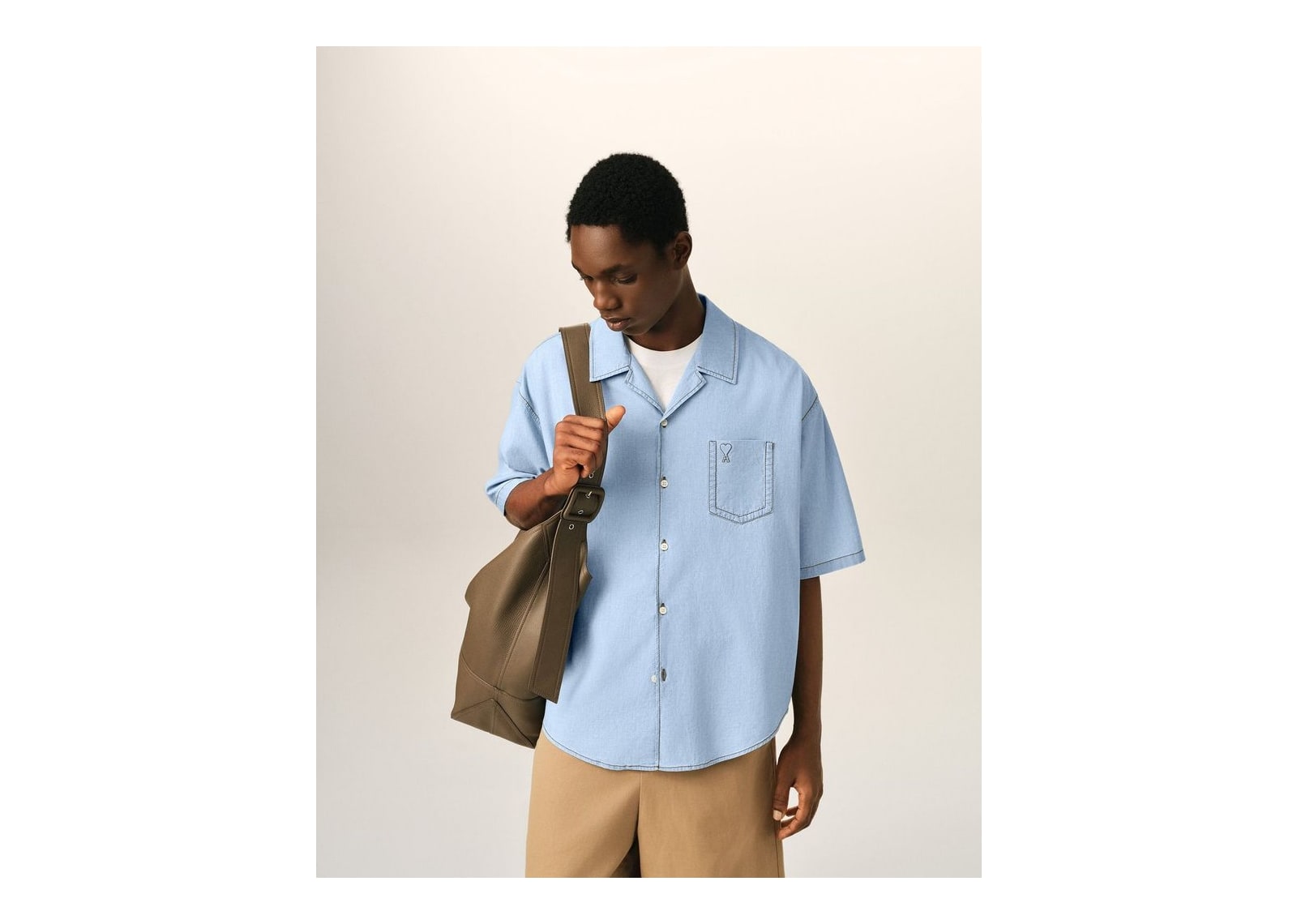 Ami Paris Ami De Coeur Boxy Cotton Short-Sleeve Shirt Cashmere Blue - görsel 2