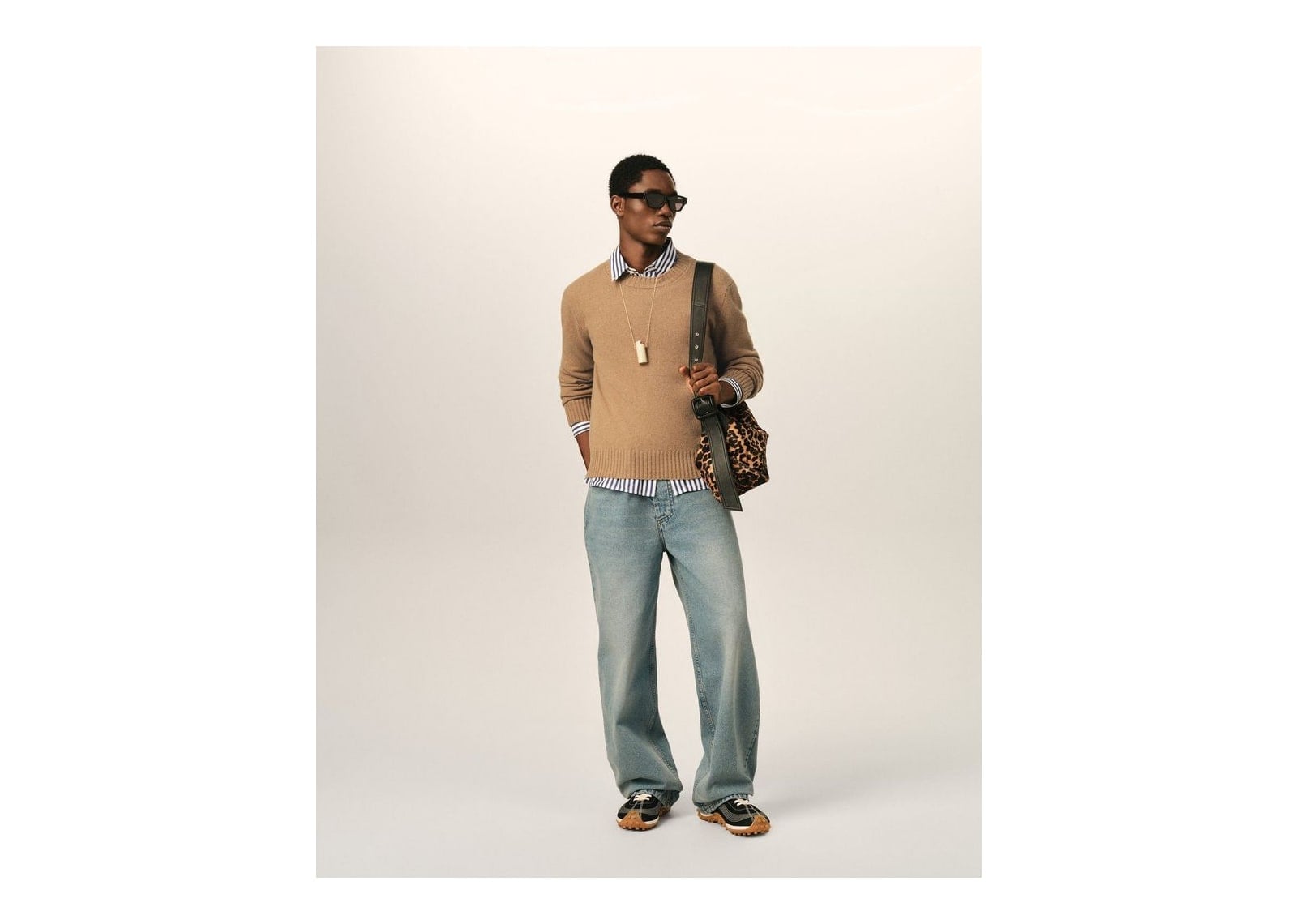 Ami Paris Ami De Coeur Crewneck Cashmere Sweater Camel - görsel 3