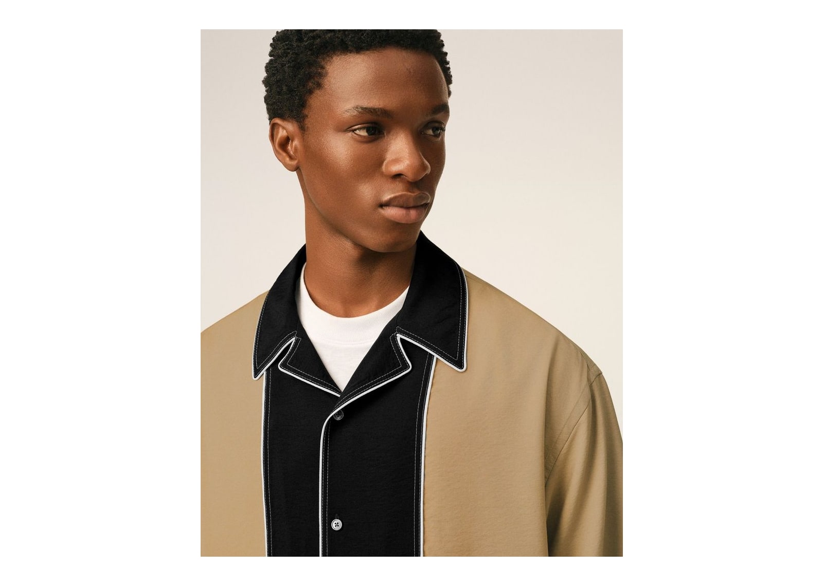 Ami Paris Boxy Bicolor Viscose Twill Short-Sleeve Shirt Mastic Beige - görsel 4