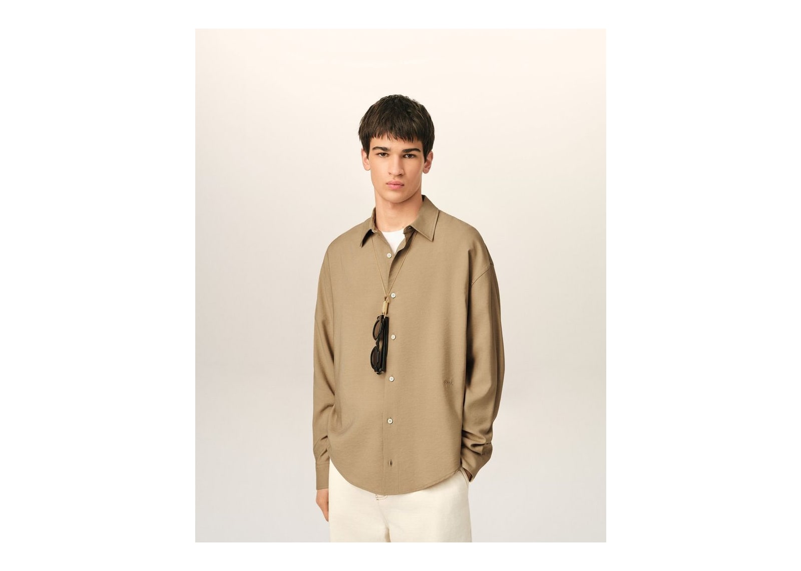 Ami Paris Boxy Viscose Twill Shirt Mastic Beige - görsel 2