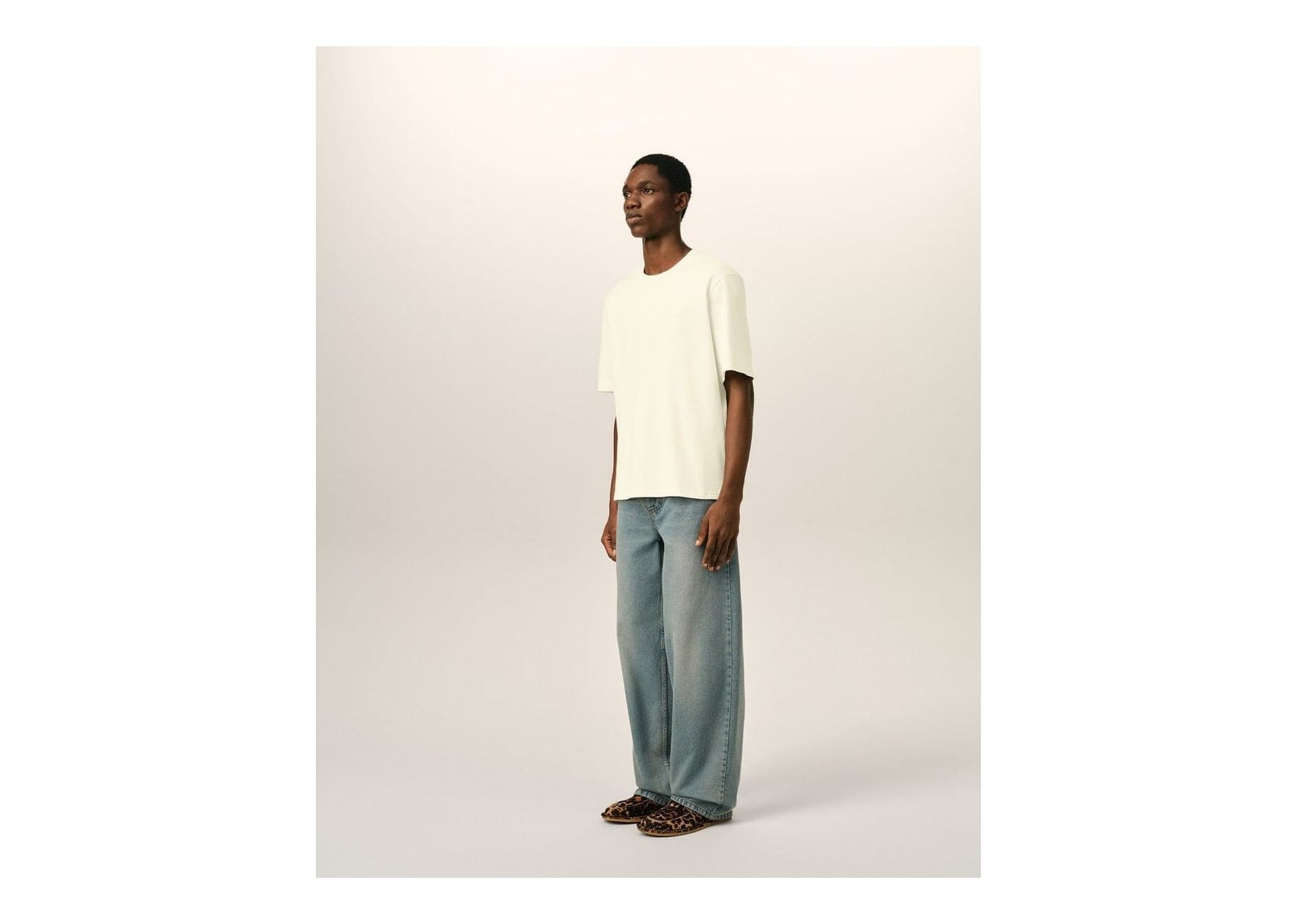 Ami Paris Embossed Ami De Coeur Cotton T-Shirt Ivory - görsel 6