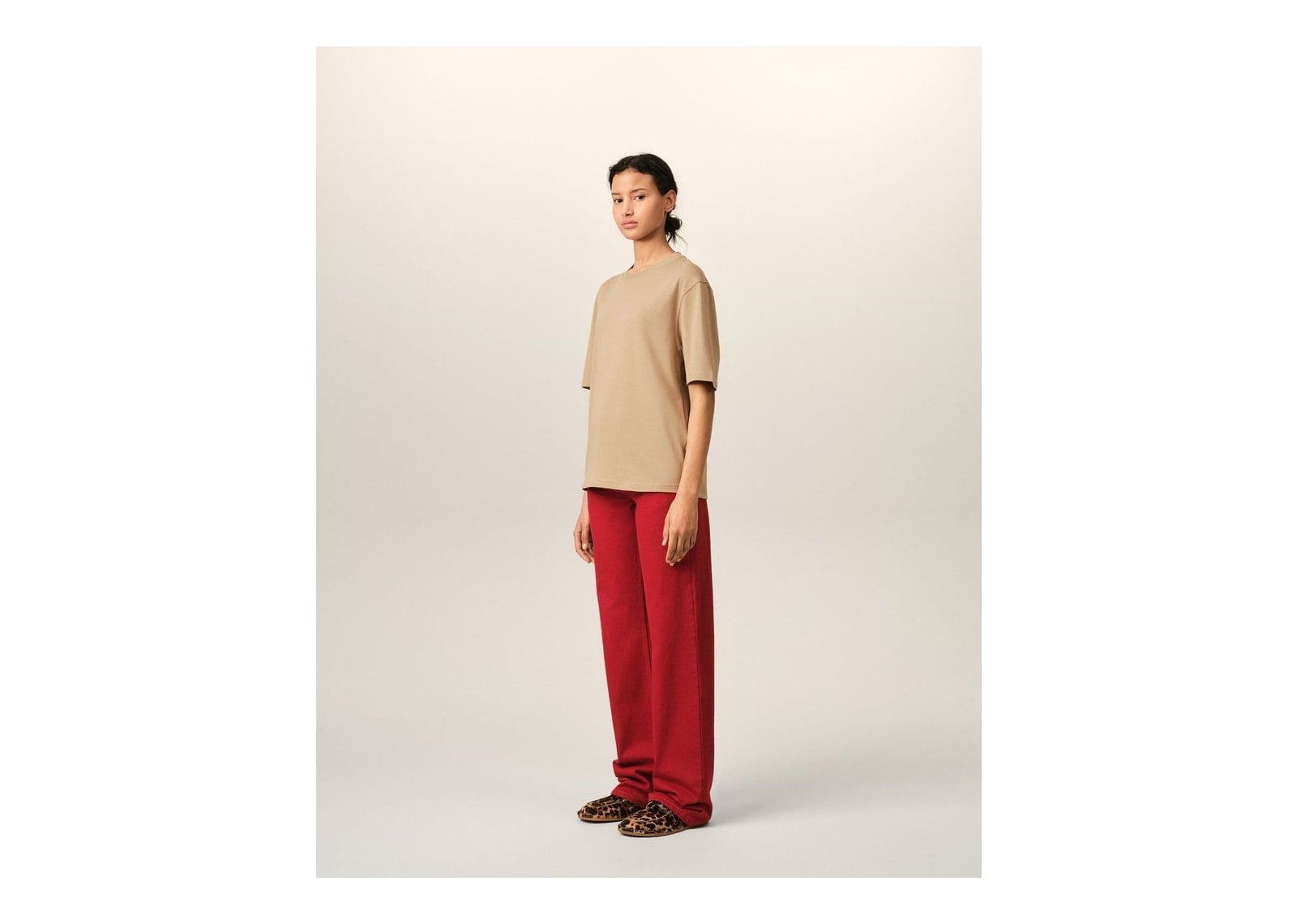 Ami Paris Embossed Ami De Coeur Cotton T-Shirt Mastic Beige - görsel 12