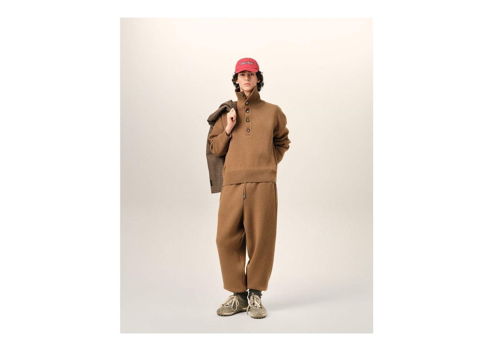 Ami Paris High Buttoned Collar Wool Sweater Camel - görsel 3