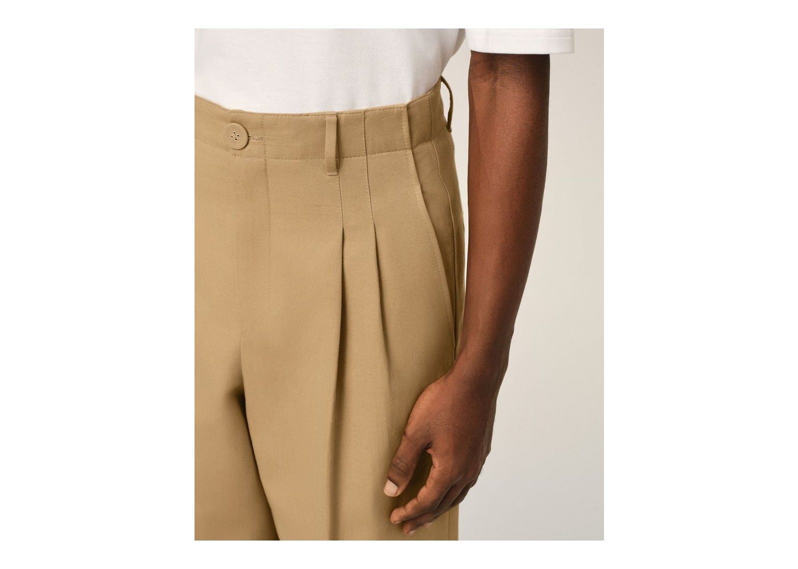 Ami Paris High-Waisted Carrot-Fit Cotton and Linen Trousers Mastic Beige - görsel 5