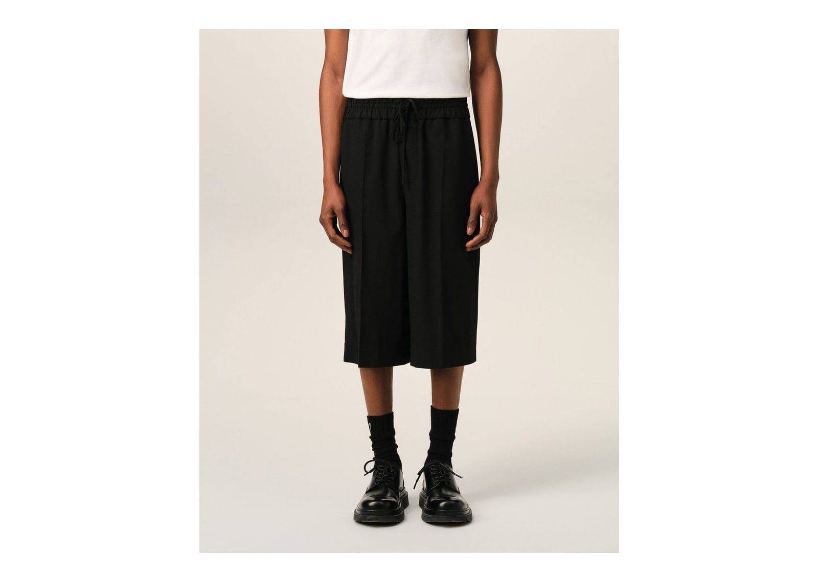 Ami Paris Large Elasticated Wool Bermuda Shorts Black - görsel 3