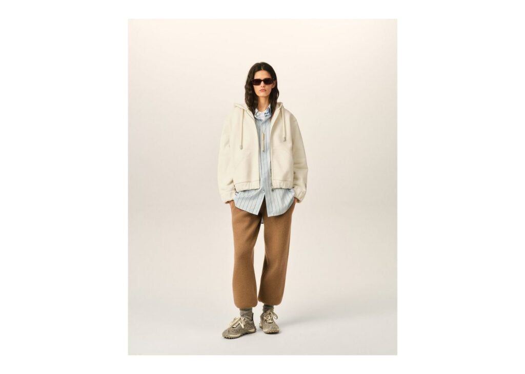 ami様 Ami Paris Zipped Cotton Hoodie with Heritage Ami Paris Label Ivory