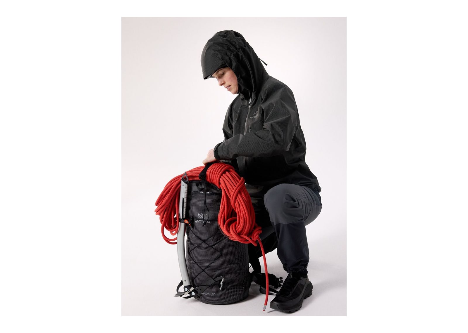 Arc’teryx Alpha SL Anorak Black (W) - görsel 3