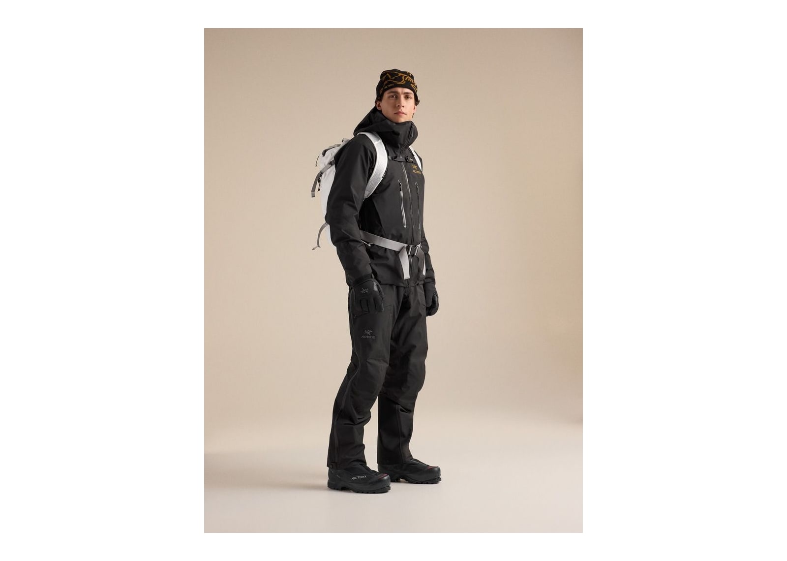 Arc’teryx Alpha SV Jacket 24K Black - görsel 3