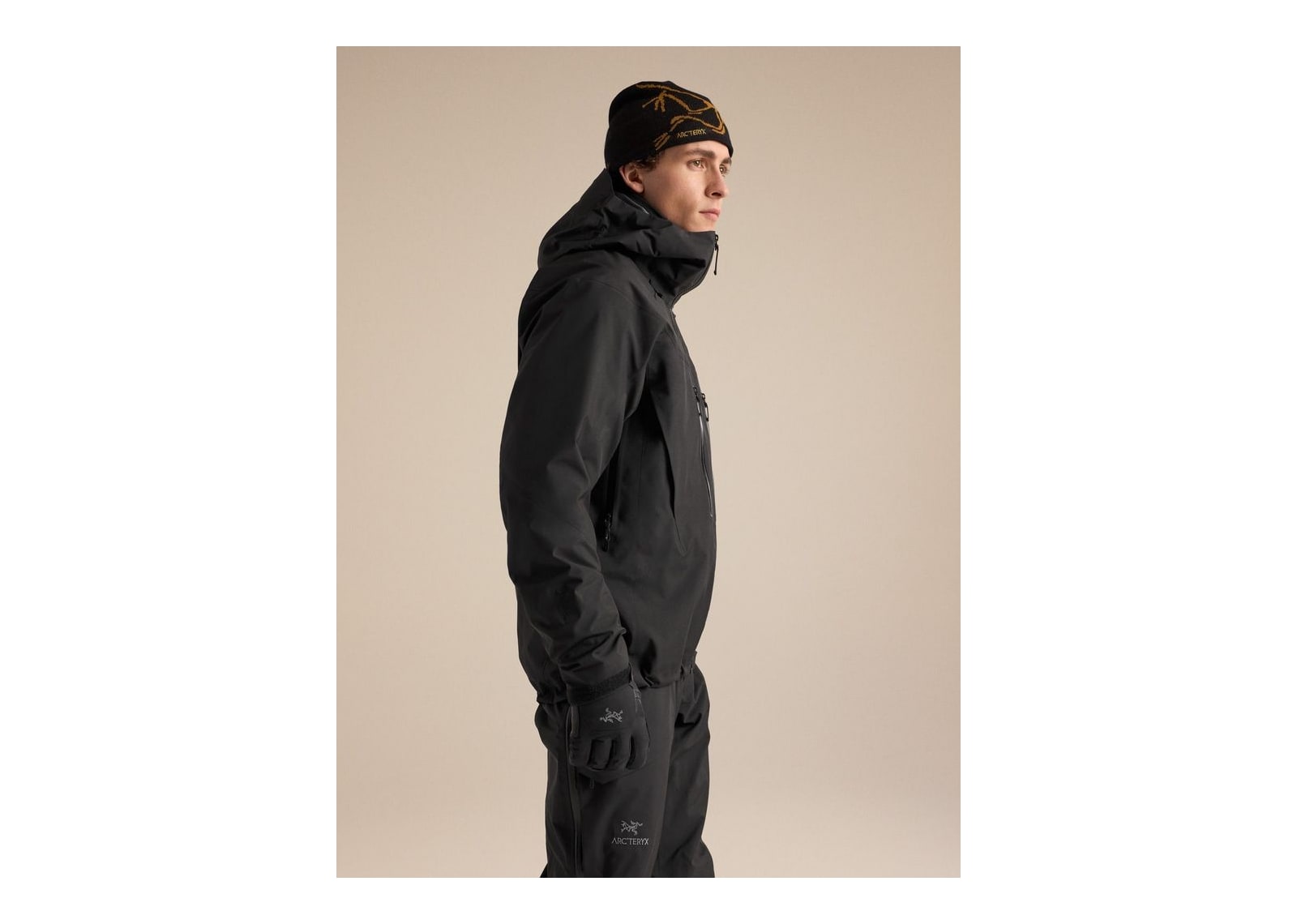 Arc’teryx Alpha SV Jacket 24K Black - görsel 4