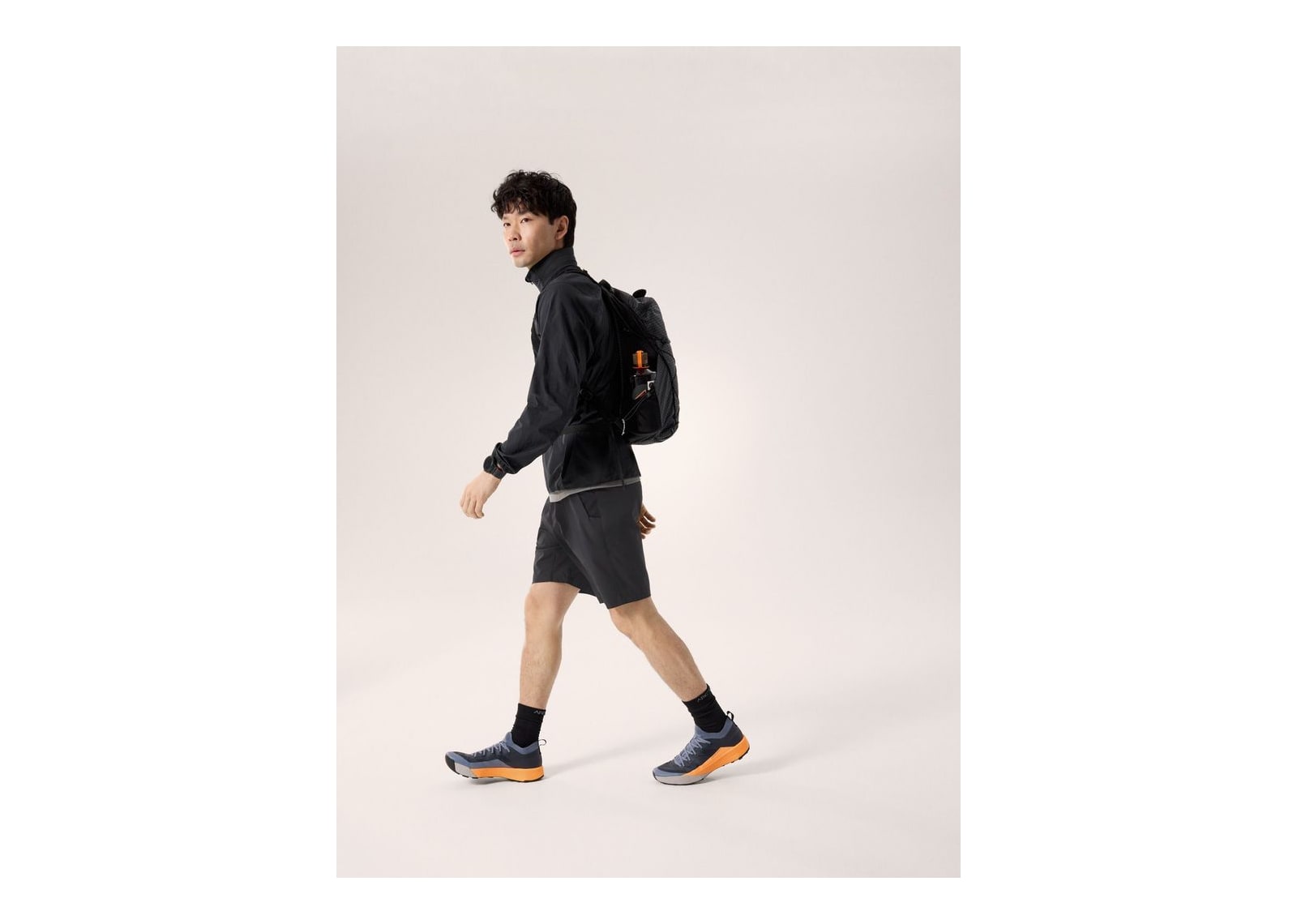 Arc’teryx Ossa Stowhood Jacket Black - görsel 4