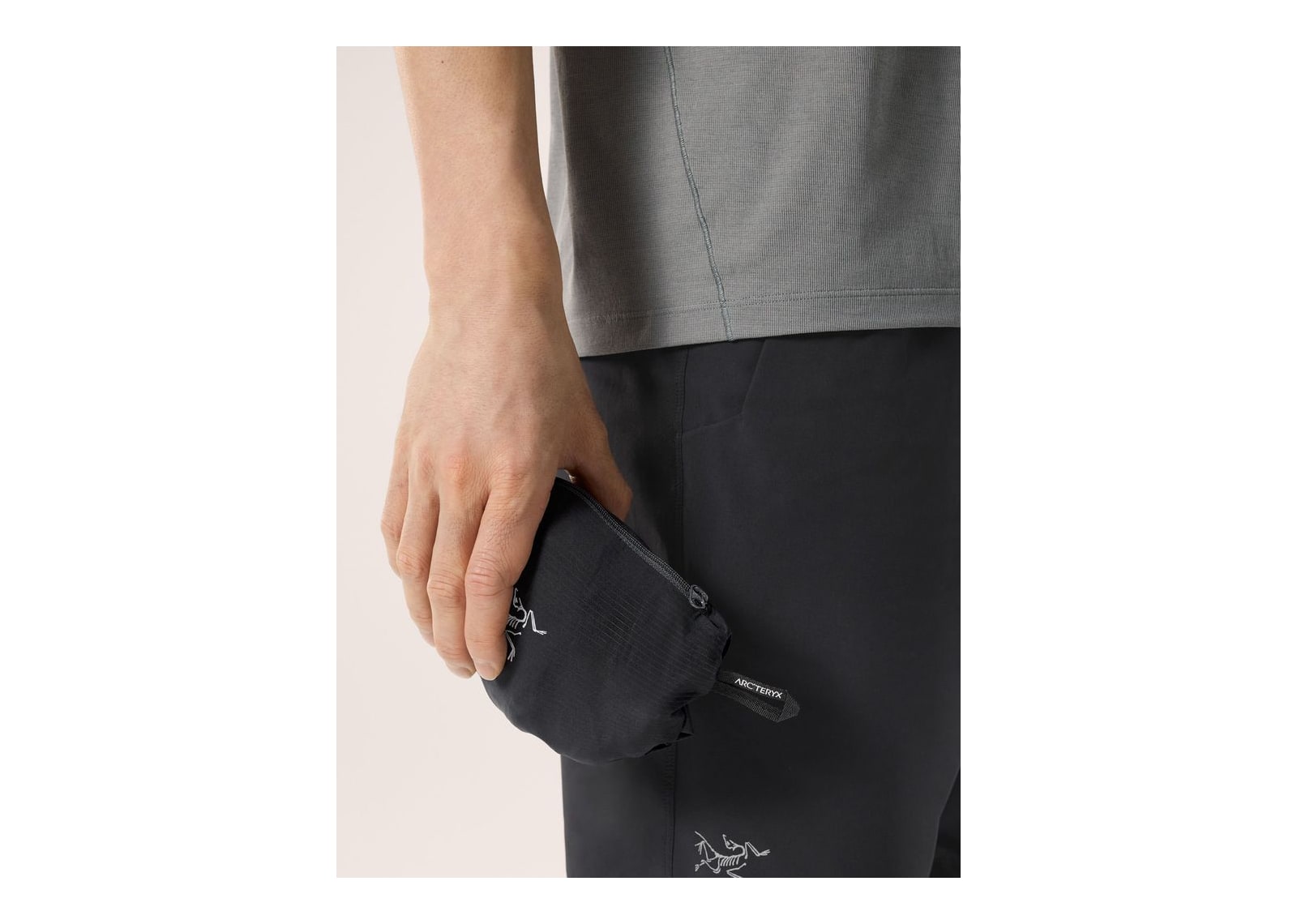 Arc’teryx Ossa Stowhood Jacket Black - görsel 9