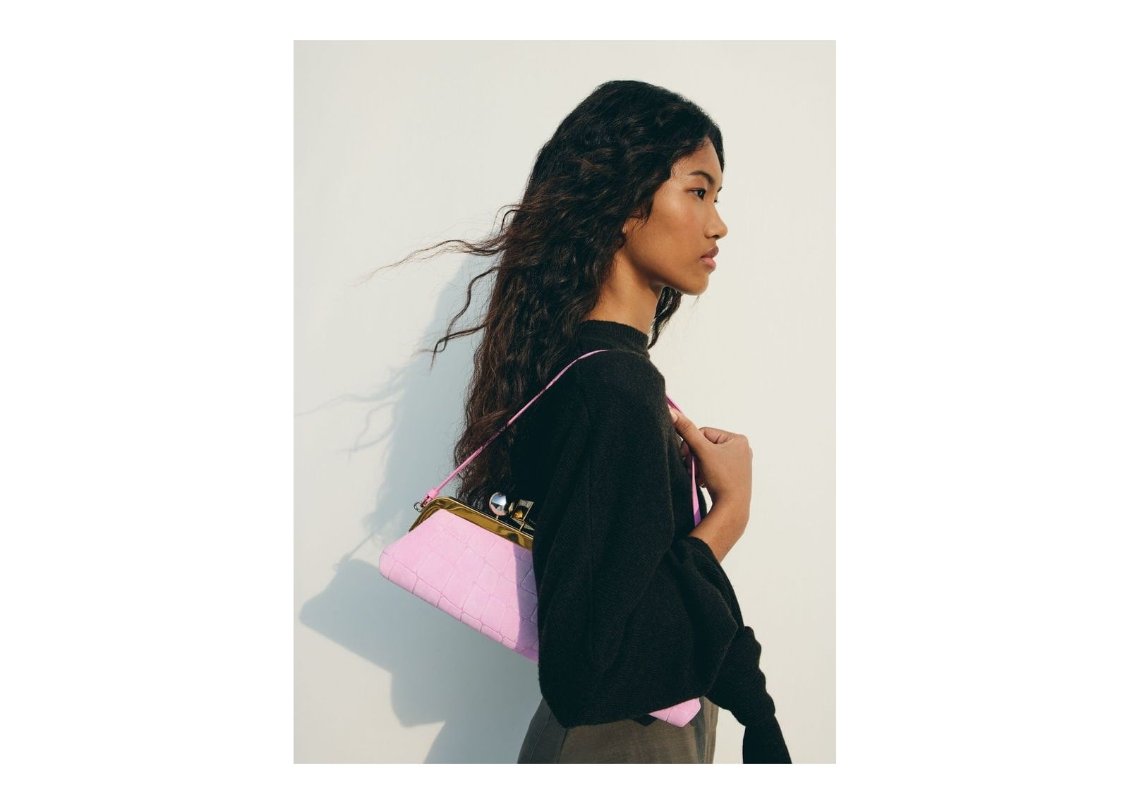 Jacquemus La Pochette Salon Croc Light Pink - görsel 2