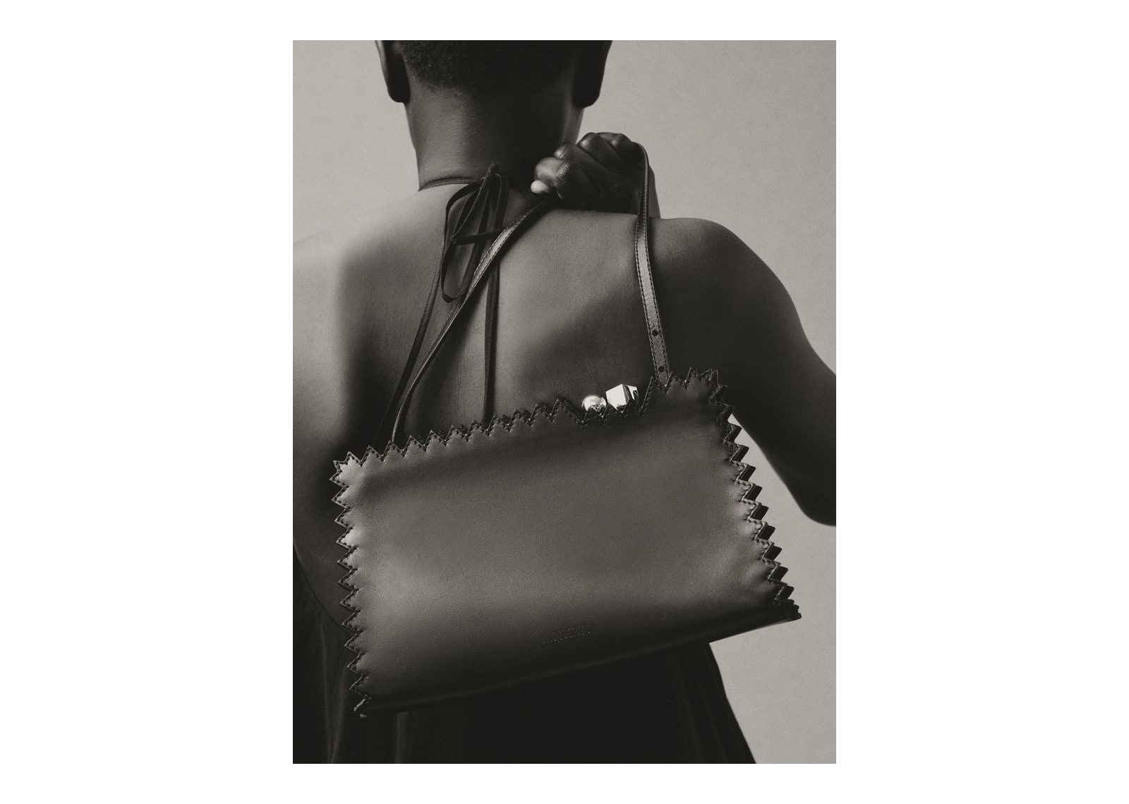 Jacquemus Le Salon Black - görsel 3