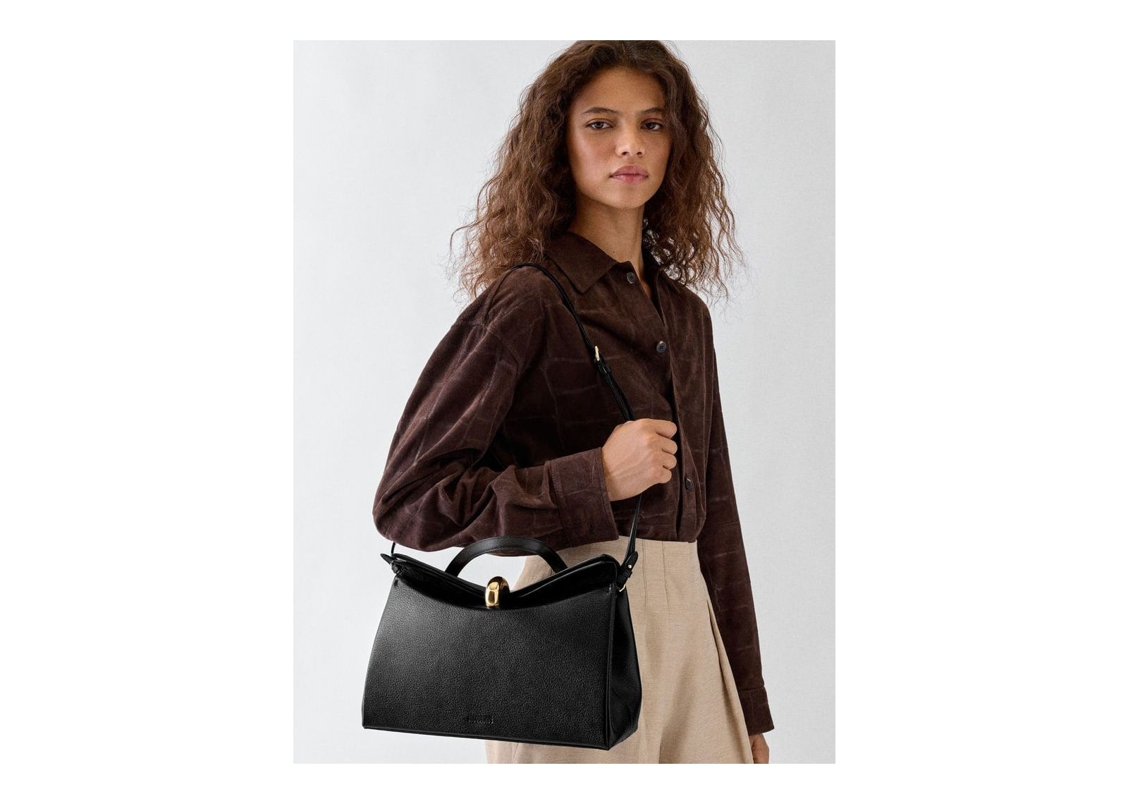 Jacquemus Le Valérie Grained Black - görsel 3