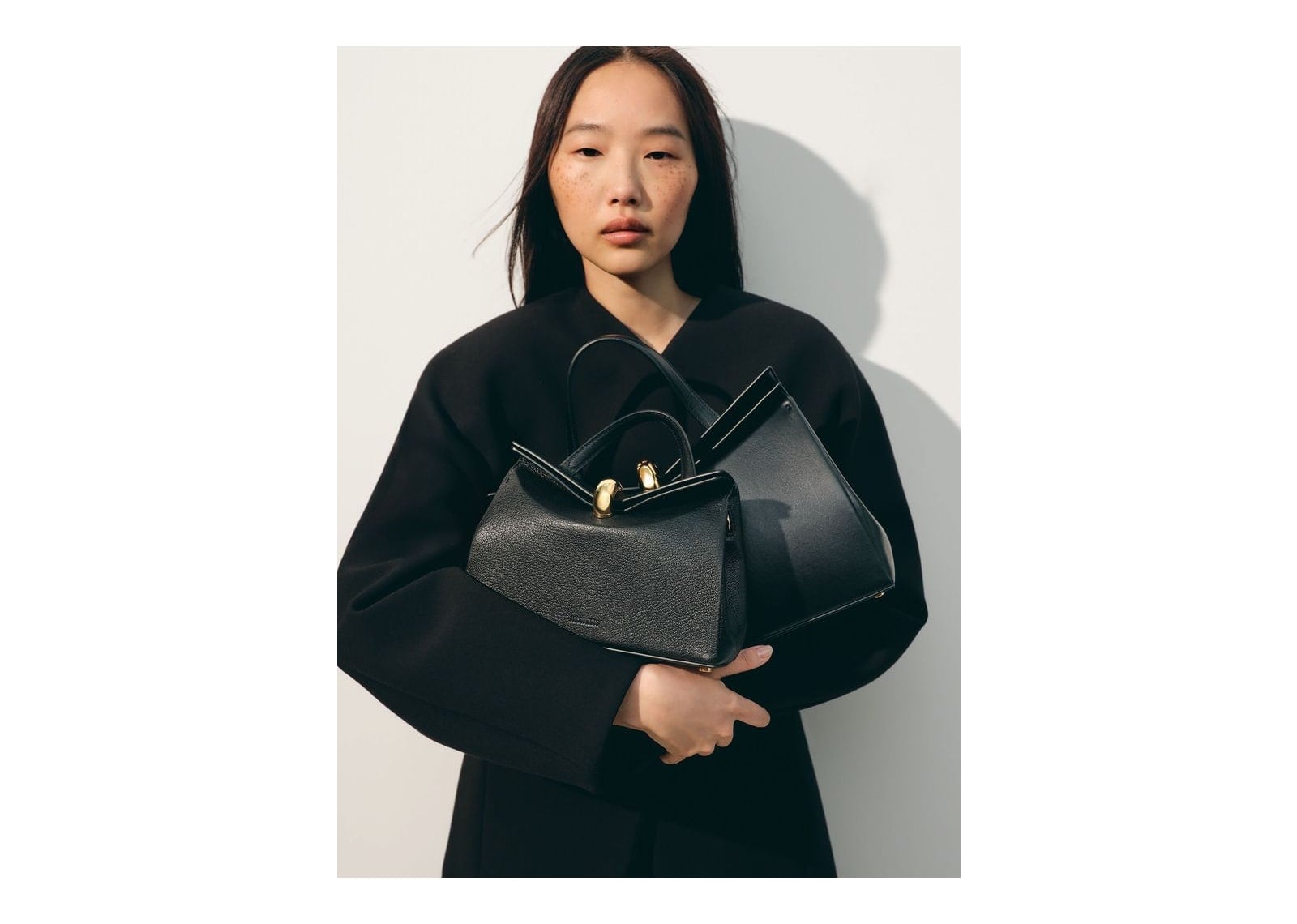 Jacquemus Le Valérie Smooth Black - görsel 3