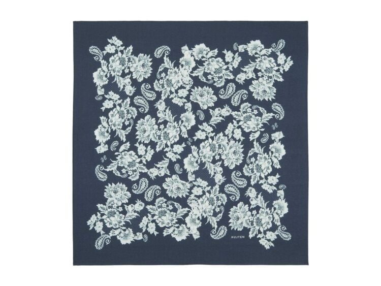 Kujten Large Bandana Helia Lace Black