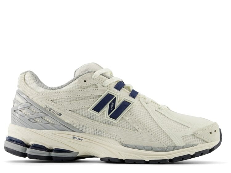 New Balance 1906R Sea Salt Navy