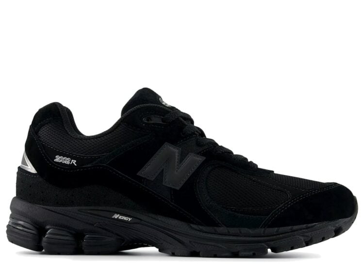 New Balance 2002R Black Metallic