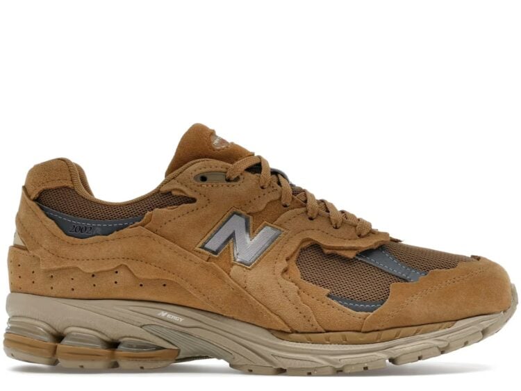 New Balance 2002R Gore-Tex Protection Pack Stucco