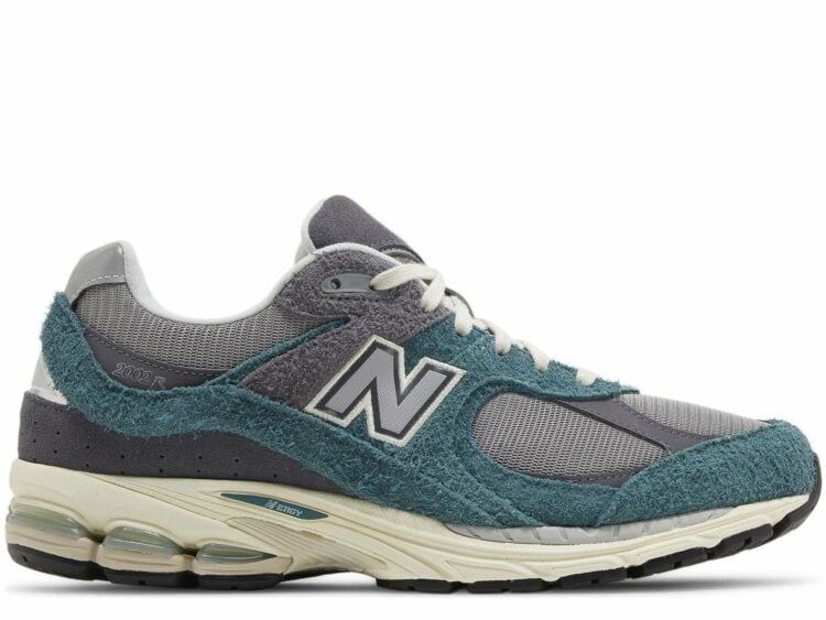 New Balance 2002R New Spruce Magnet