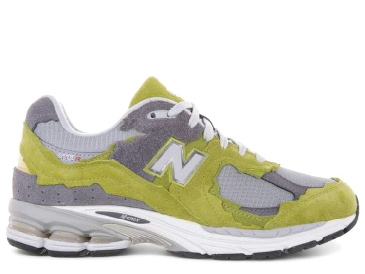 New Balance 2002R Protection Pack Sea Moss Raincloud