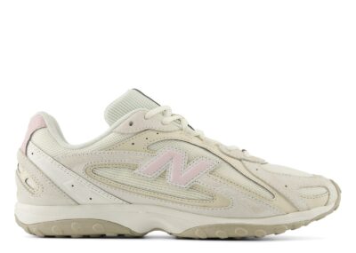 New Balance 204L Sea Salt Pink